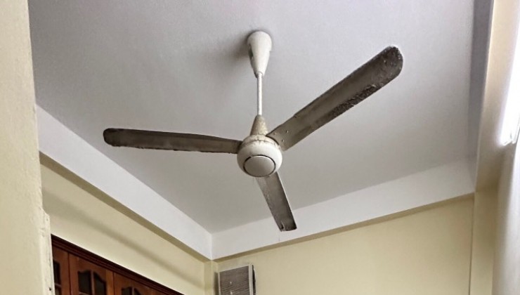 Cho thuê nhà tại ngõ 192 Lê Trọng Tấn, 4 tầng, 40m2, 5 ngủ, 3 WC giá chỉ 10.5 triệu